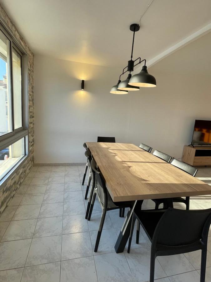 Les Petits De Georges Lägenhet Agde Exteriör bild
